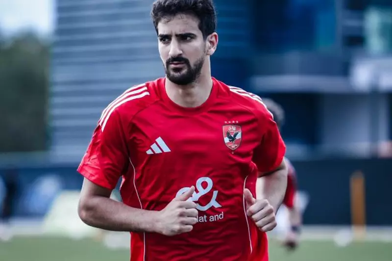 بن رمضان: اعتزاز بالتأثير الإيجابي لمعلول في الأهلي وأفشة ينشر روح التفاؤل