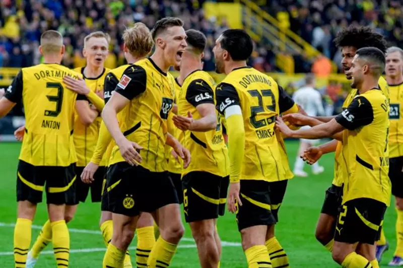 بوروسيا دورتموند يبدأ الاستعدادات لكأس العالم للأندية بـ 10 لاعبين فقط